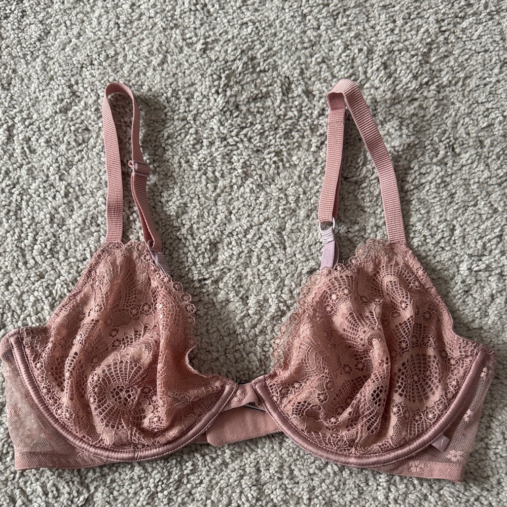Victoria's Secret Unlined Demi Pink Lace Bra - Size 34D